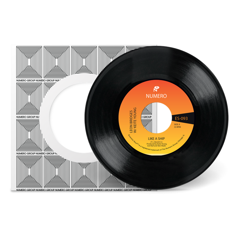 Leon Bridges & Pastor T. L. Barret - Like A Ship