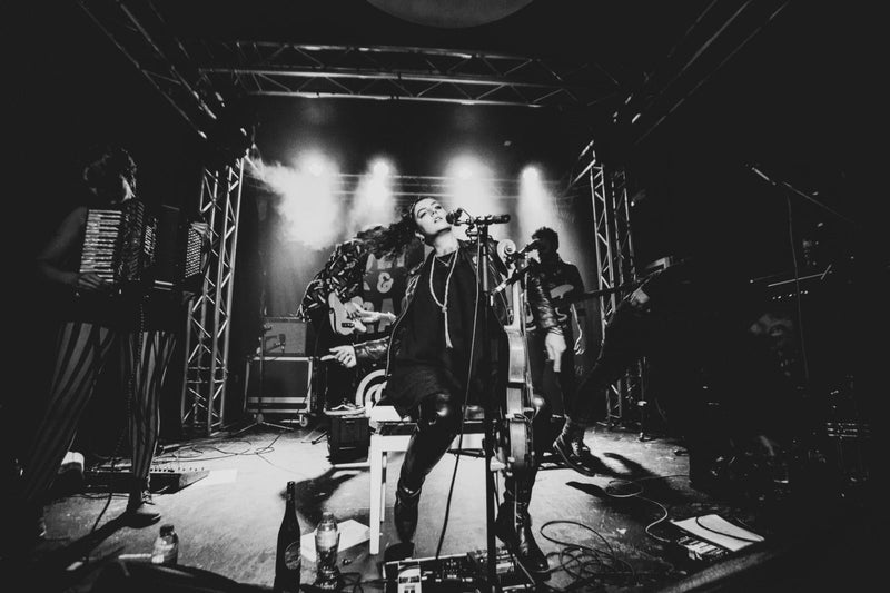 Holy Moly & The Crackers 21/04/23 @ Brudenell Social Club